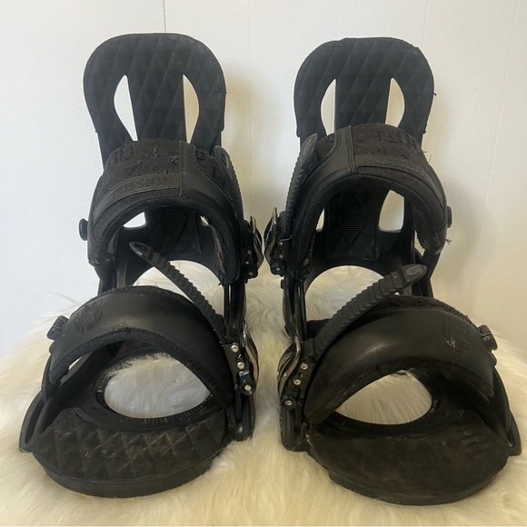 Burton Mission Snowboard Bindings Black With Plates Size M Winter Sports - Picture 1 of 16